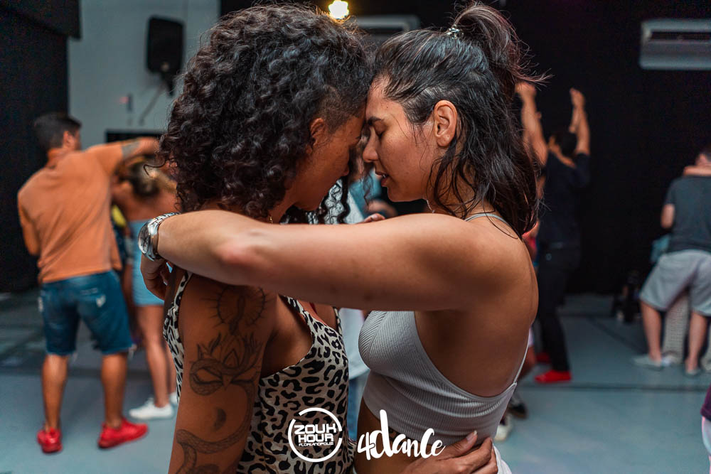 No momento, você está visualizando Liberdade e desdém: olhares sobre a sensualidade na dança social